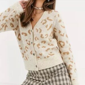 Abercrombie & Fitch Tan Leopard Cardigan Medium NWT